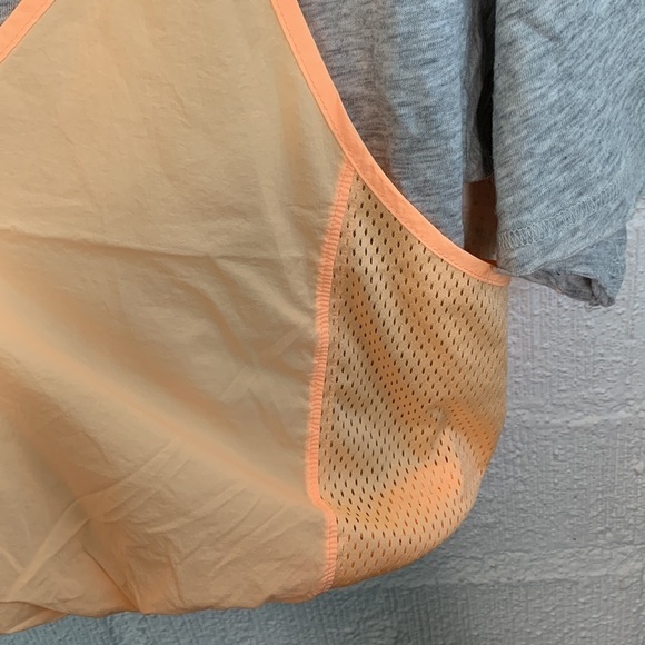 FP Movement by Free People Double Layer Short Sleeve Shirt sz S - Picture 3 of 8